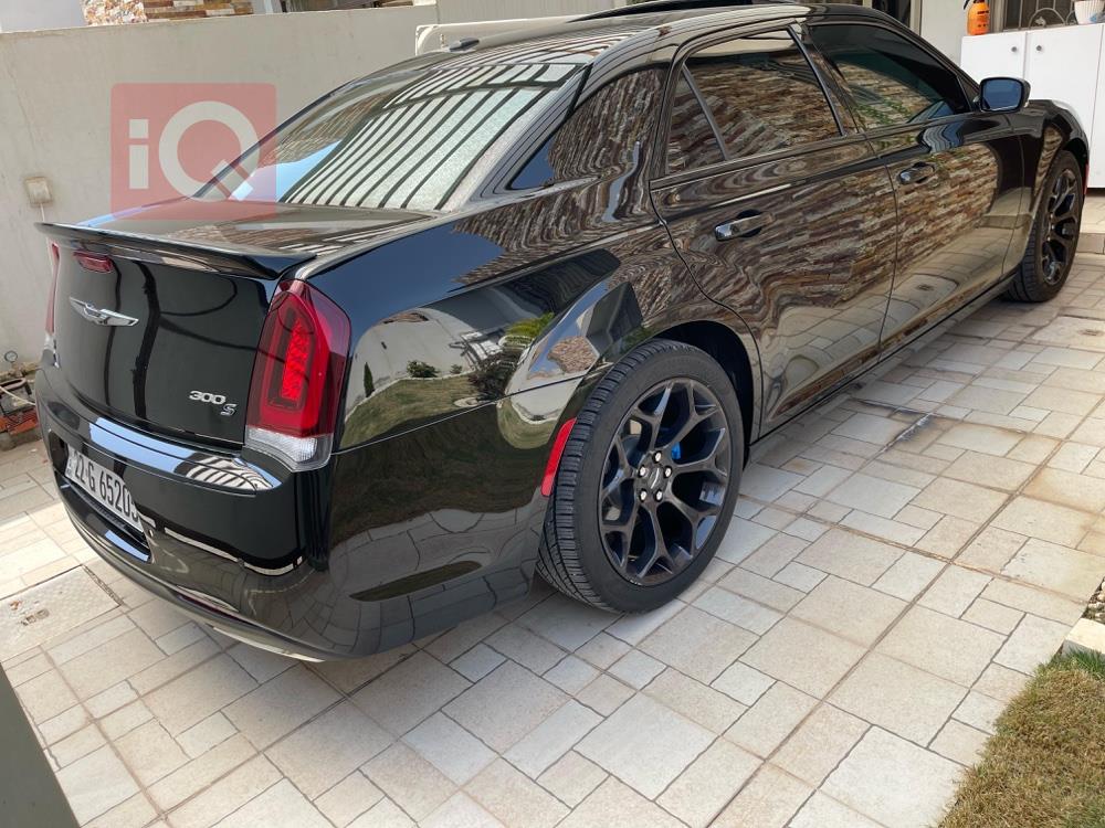 Chrysler 300